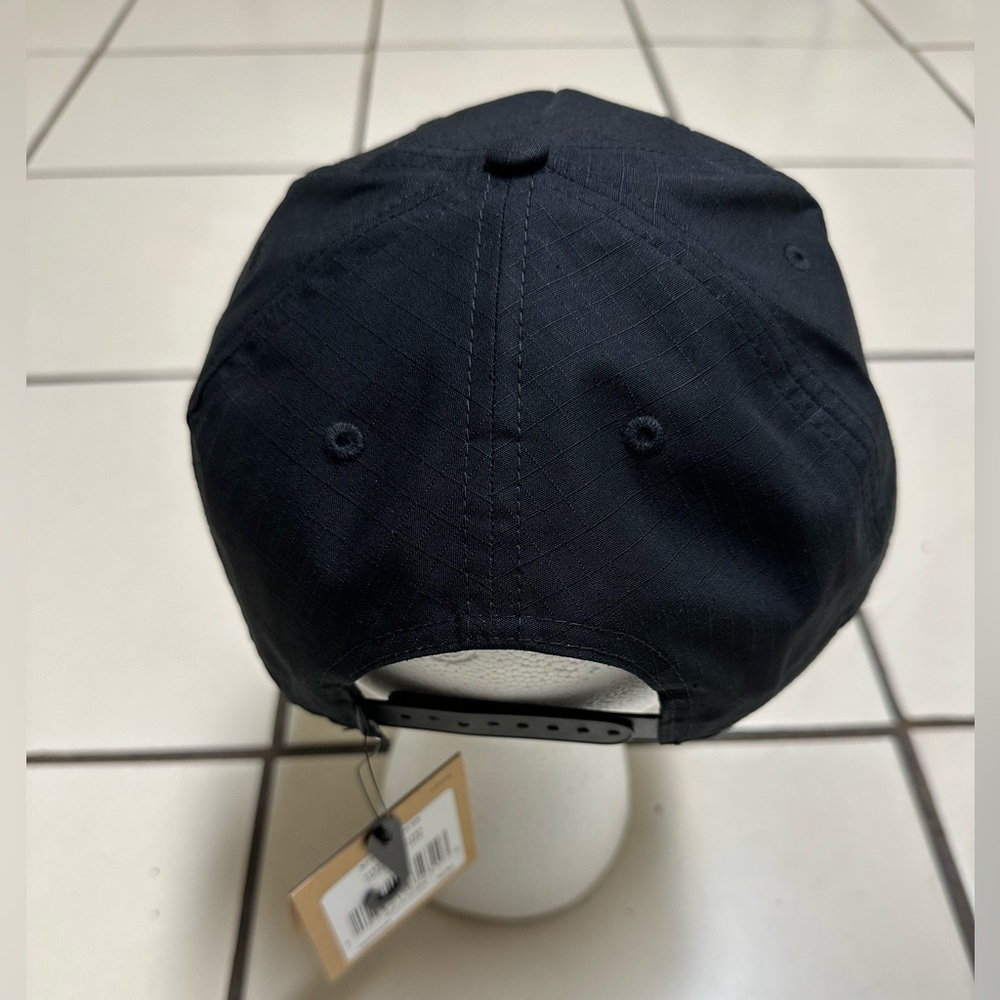 New The North face Unisex - Picture 4 of 5